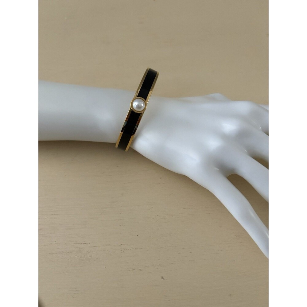 Halcyon Days Black & Gold Cabachon Pearl Hinged Skinny Bracelet